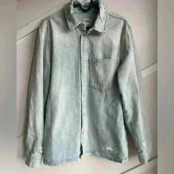 Zara Denim Overshirt 100% cotton size  M Oversized Blue washed Shacket Jacket - Picture 1 of 9